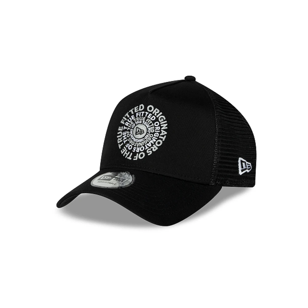 New Era Circle 9FORTY AF Trucker Snapback Negra