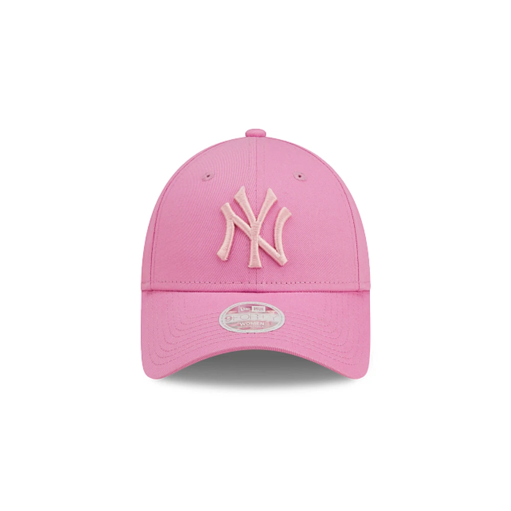 New York Yankees MLB Women's League Essentials 9FORTY Strapback Rosa para Mujer