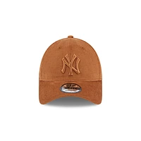 New York Yankees Fabric X New Era Corduroy 9FORTY Strapback
