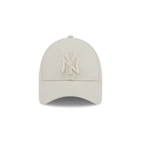 New York Yankees MLB Seasonal Color 9FORTY Strapback para Mujer