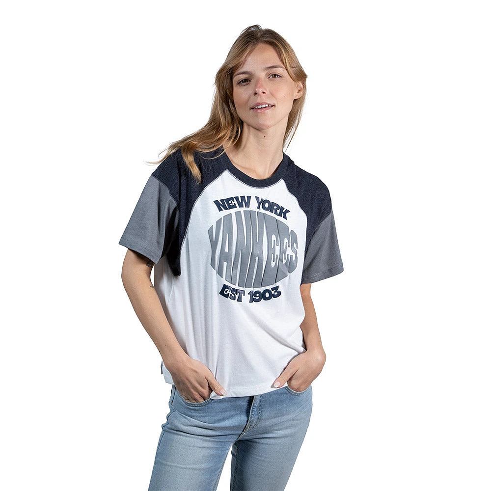 Playera Manga Corta New York Yankees MLB Throwback para Mujer