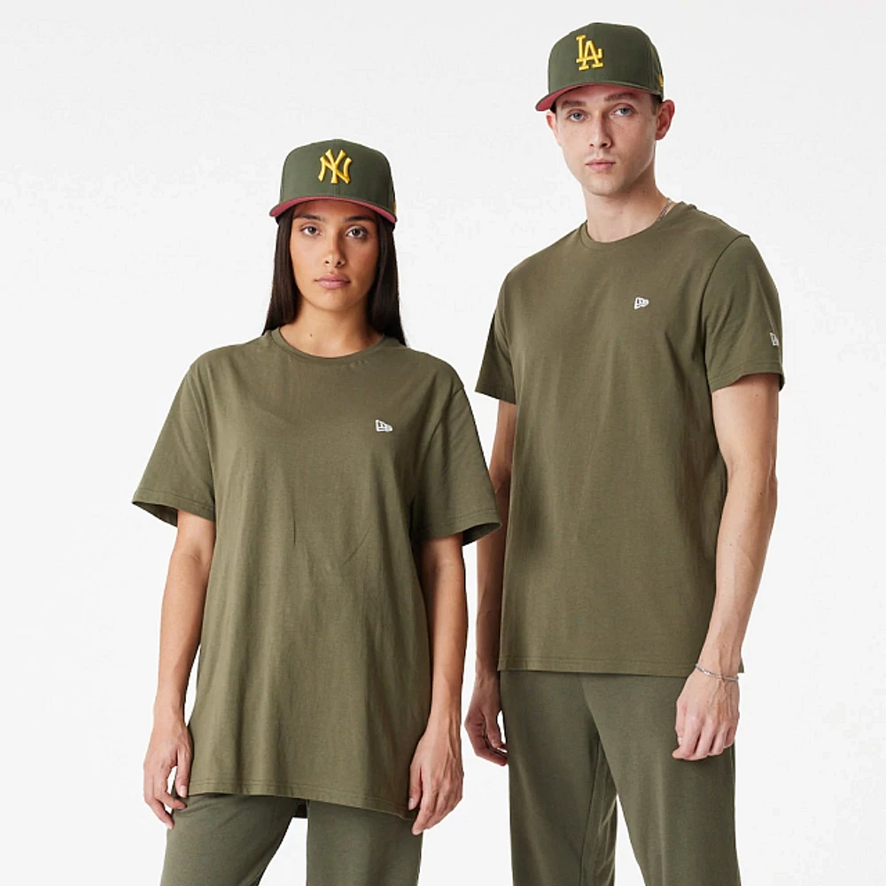 Playera Manga Corta New Era Essentials Verde