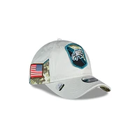 Philadelphia Eagles NFL Salute to Service 2023 9TWENTY Strapback para Niña o Niño