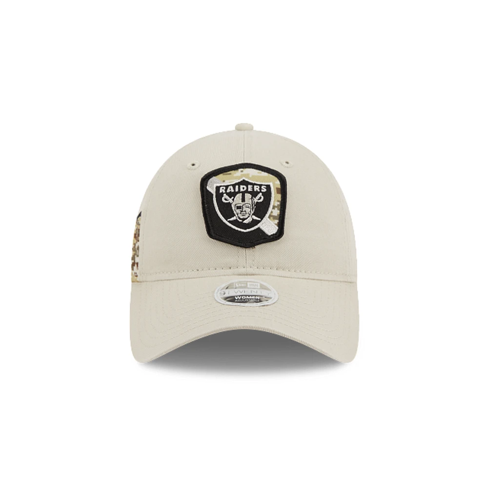 Las Vegas Raiders NFL Salute to Service 2023 9TWENTY Strapback para Mujer