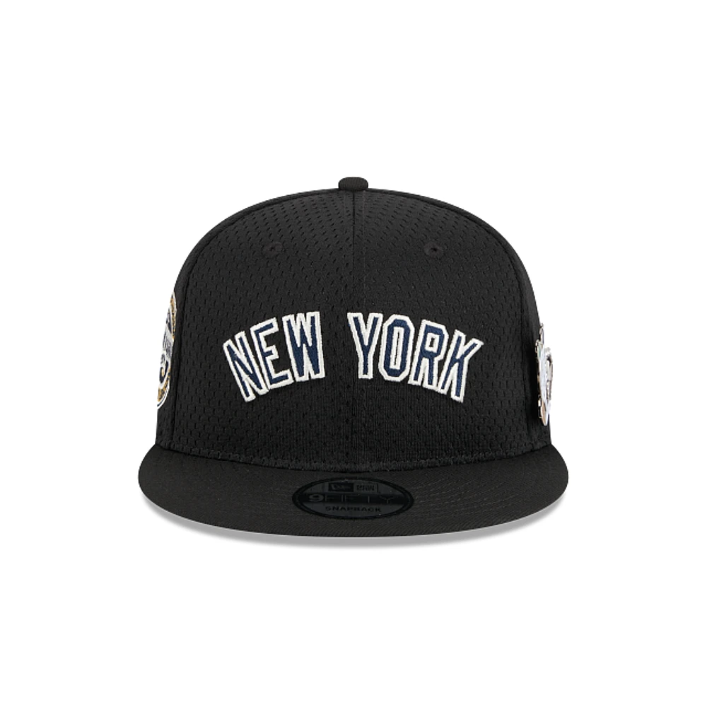 New York Yankees MLB Post Up Pin 9FIFTY Snapback