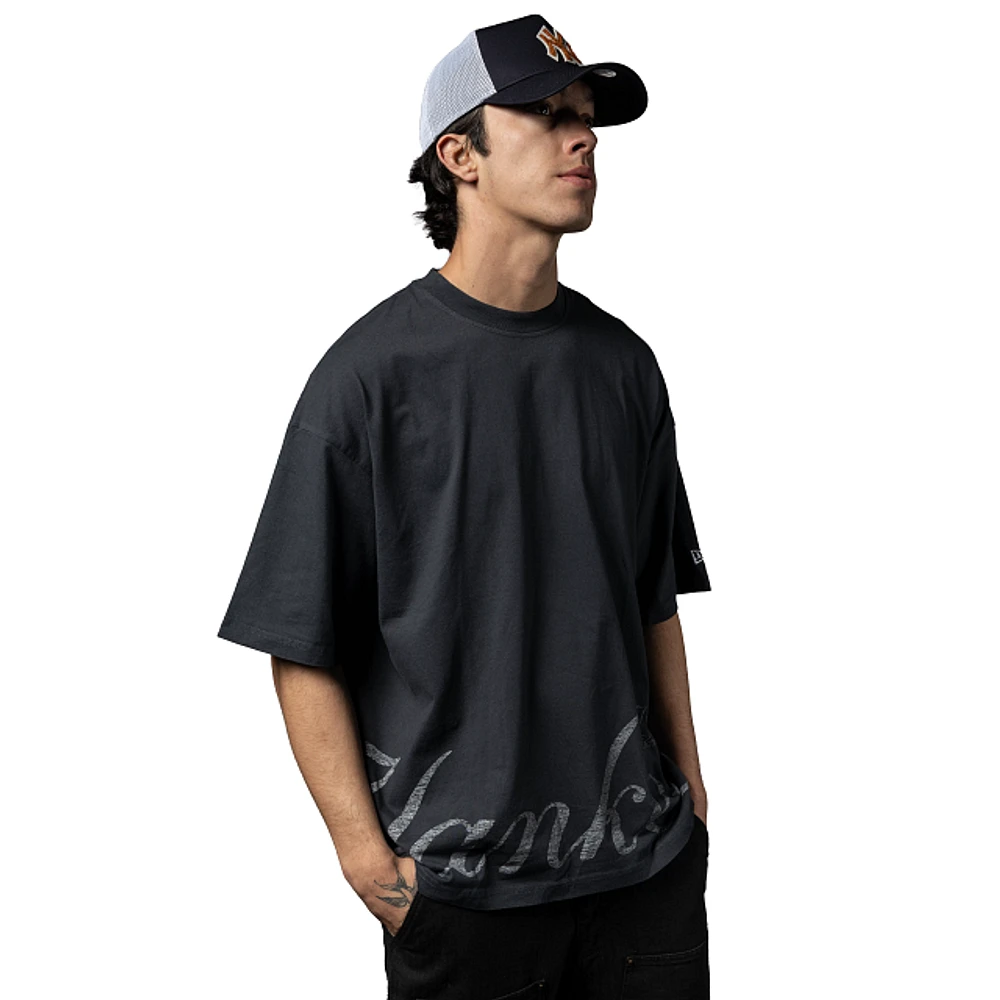 Playera Manga Corta New York Yankees MLB Oversized Essentials