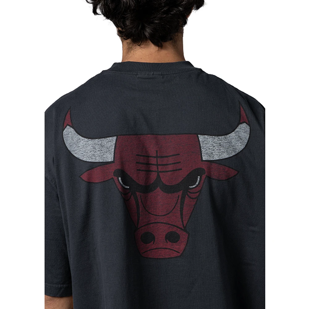 Playera Manga Corta Chicago Bulls NBA Oversized Essentials