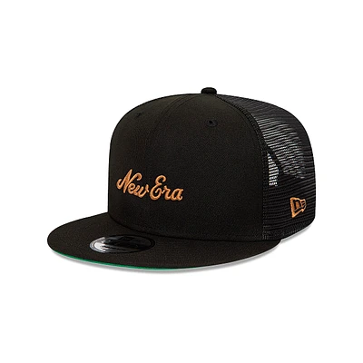 New Era World 9FIFTY Trucker Snapback Negra