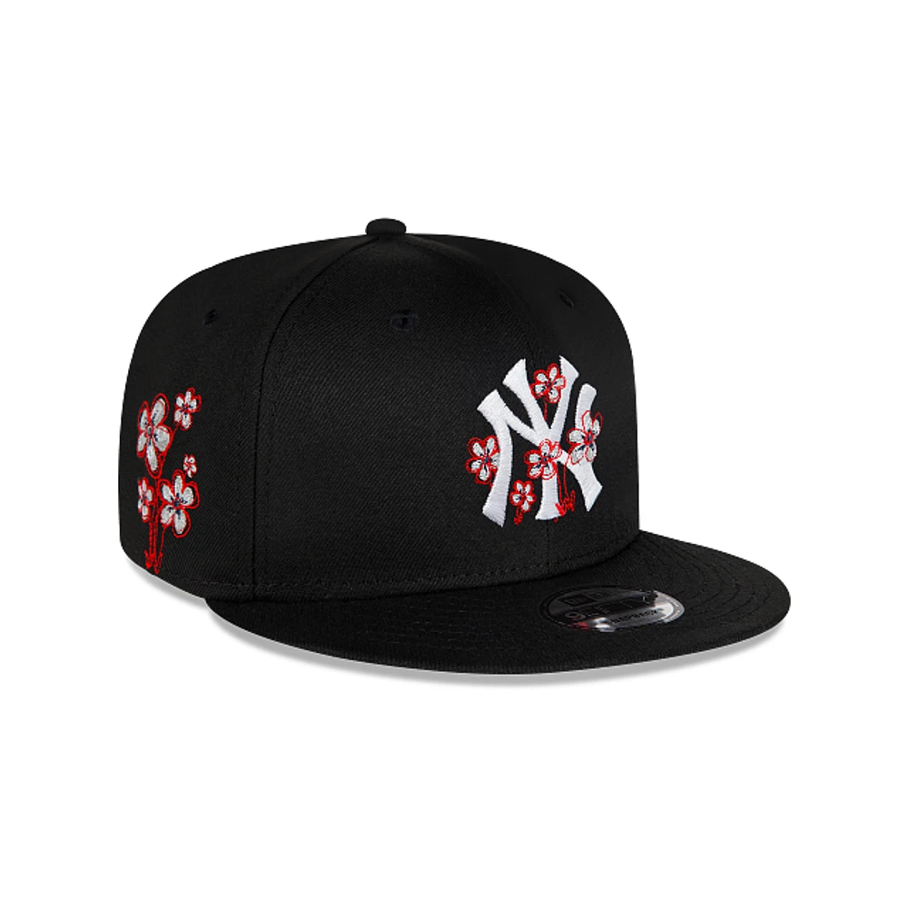 New York Yankees MLB Flower Graphic 9FIFTY Snapback