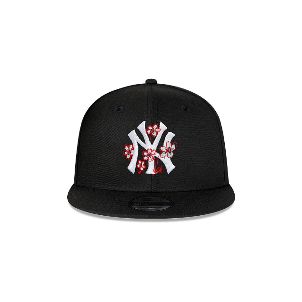 New York Yankees MLB Flower Graphic 9FIFTY Snapback