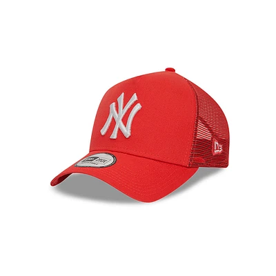 New York Yankees MLB League Essentials 9FORTY AF Trucker Snapback