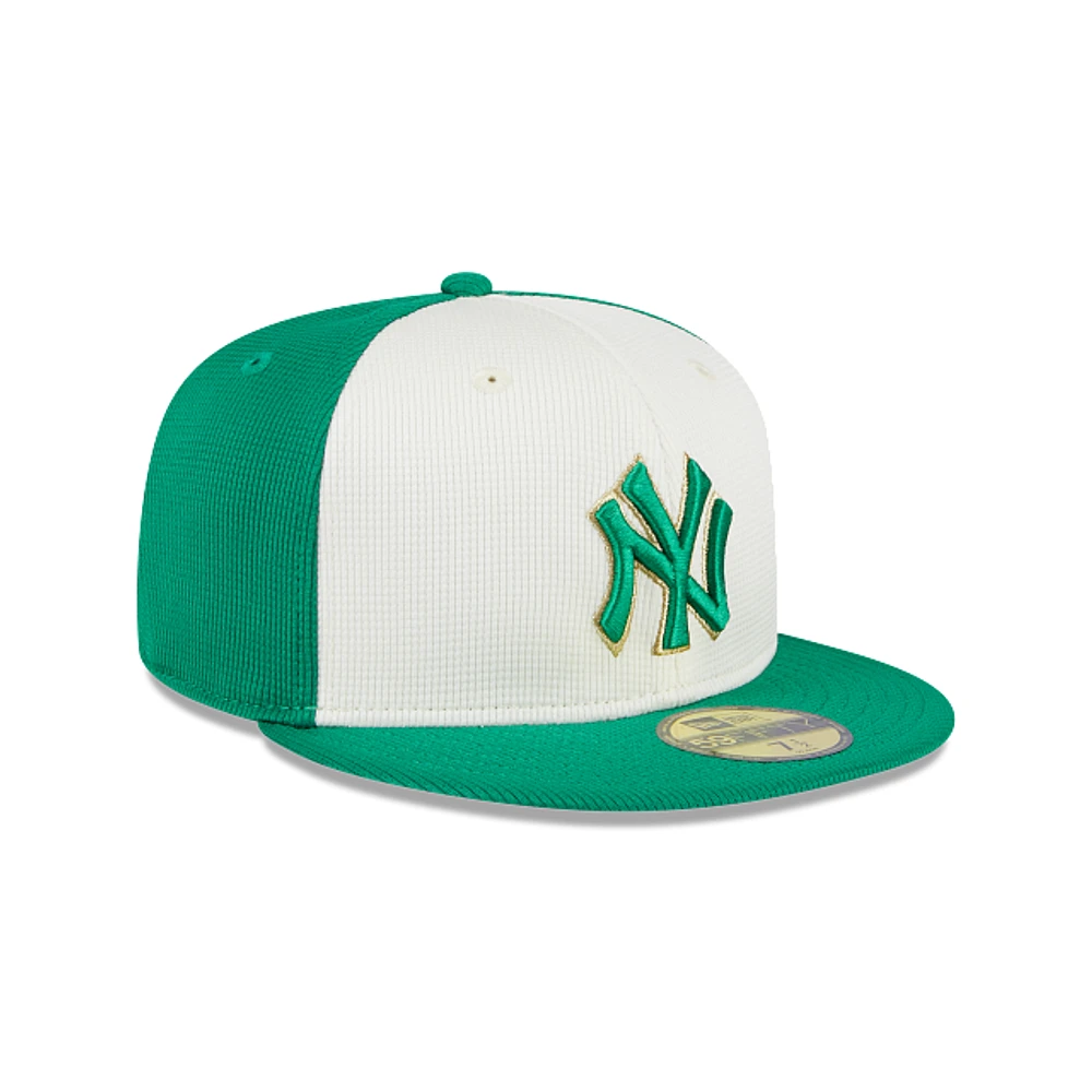 New York Yankees MLB St. Patrick's Day 2024 59FIFTY Cerrada