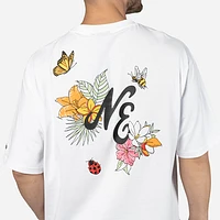 Playera Manga Corta New Era Brand Floral Blanca