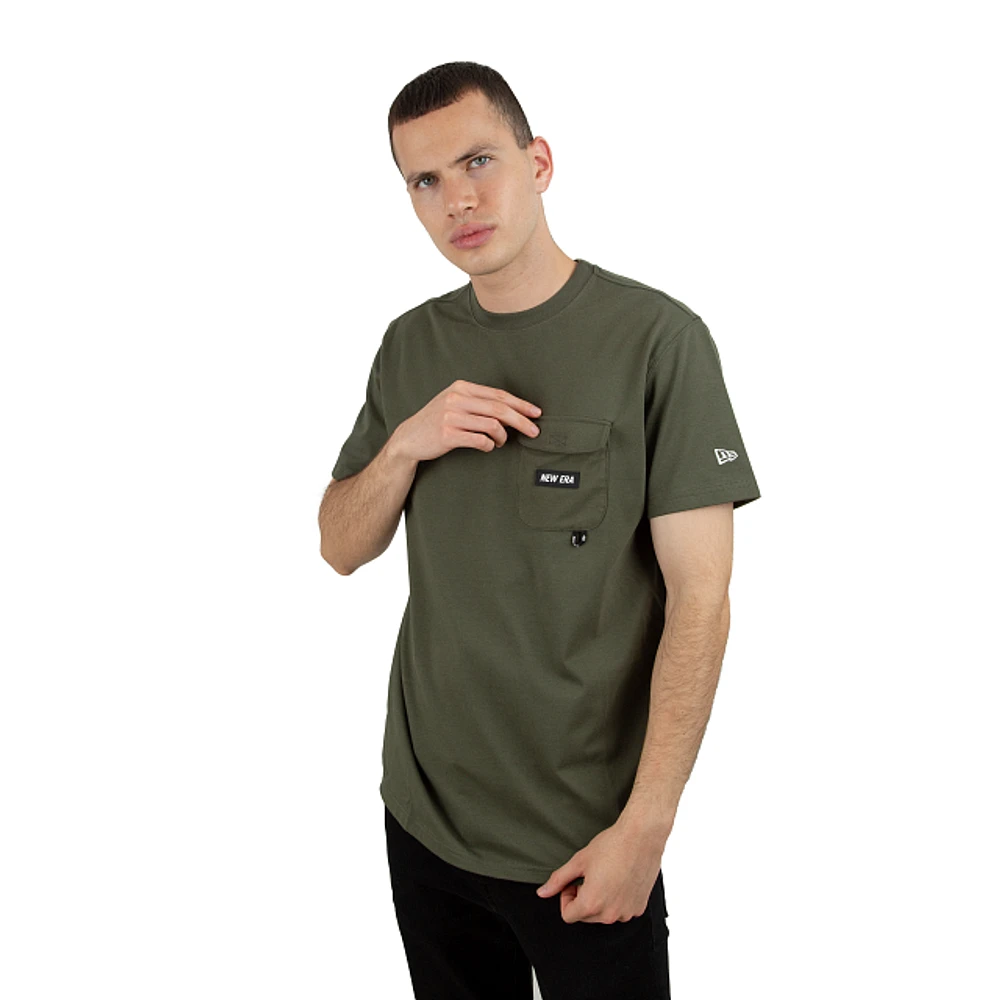 Playera Manga Corta New Era Outdoor Pocket Verde