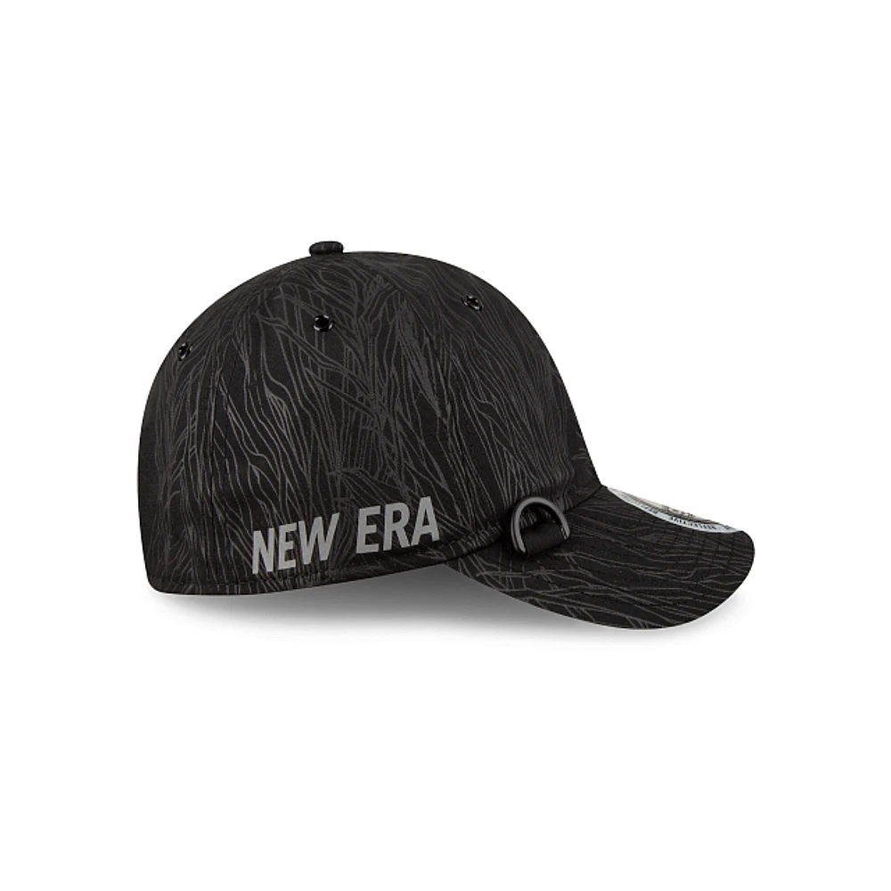 New Era Leaf Camo 9FORTY Strapback Negra