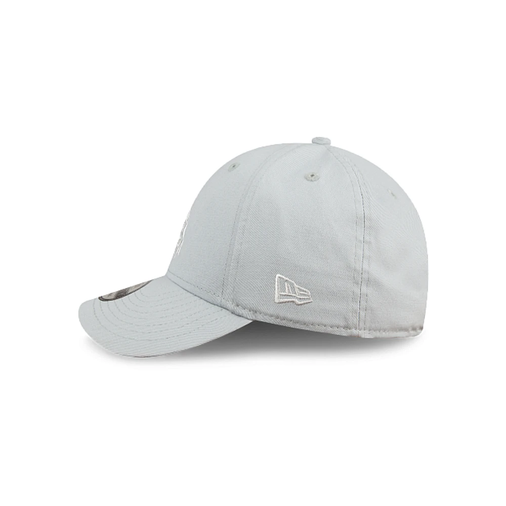 New Era Outdoor Basic Logo 9FORTY Strapback Blanca