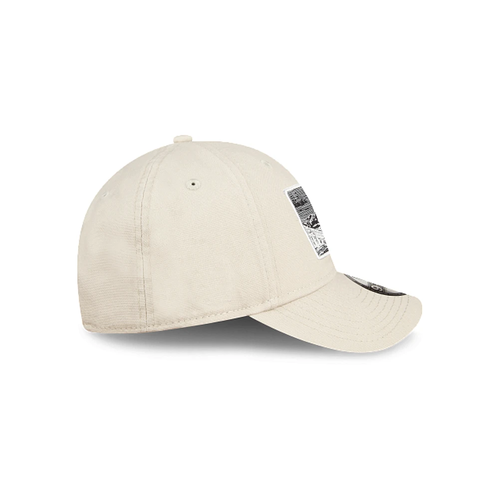 New Era Engraving Mountain 9FORTY Strapback Beige