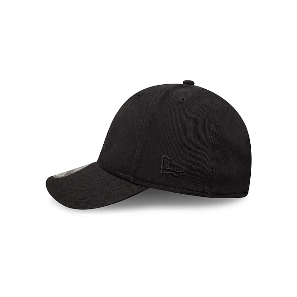 New Era Outdoor Basic Logo 9FORTY Strapback Negra