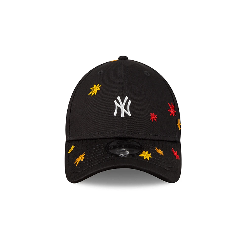 New York Yankees Maple Leaves 9FORTY Strapback