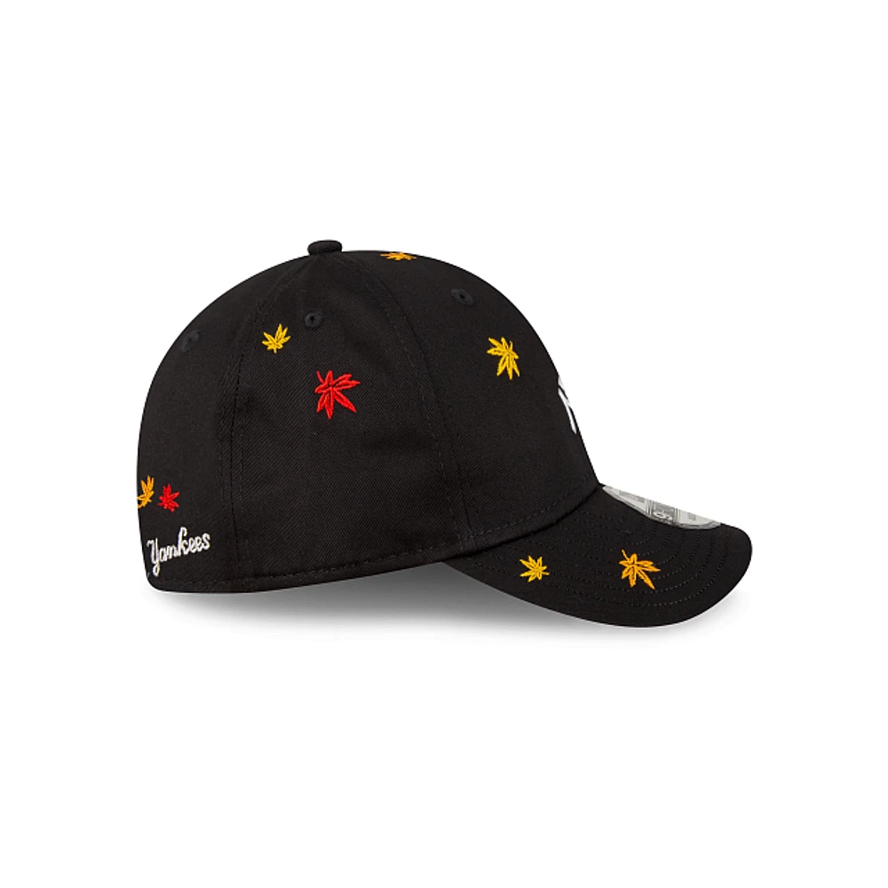 New York Yankees Maple Leaves 9FORTY Strapback