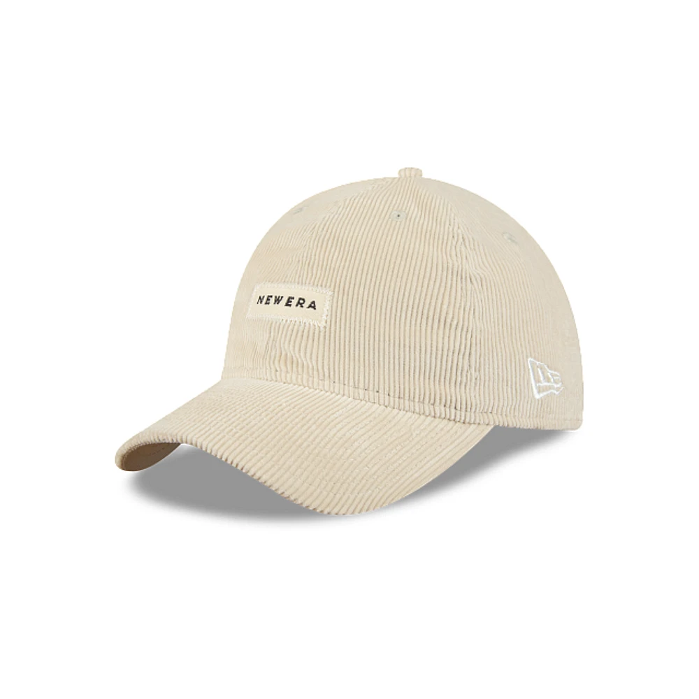 New Era Label Corduroy 9FORTY Strapback Beige