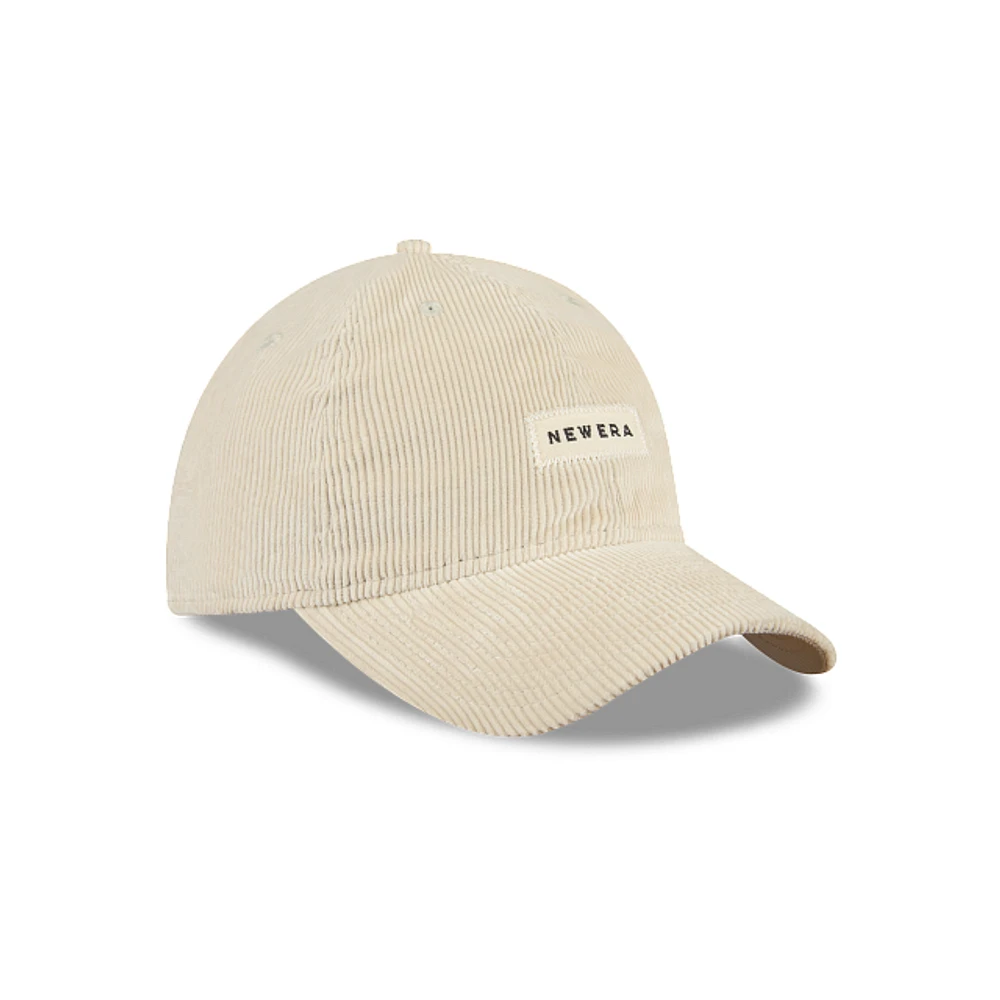 New Era Label Corduroy 9FORTY Strapback Beige