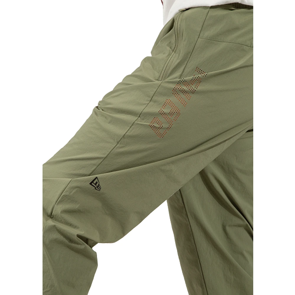 Pants New Era Netech Urban Verde