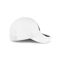 New Era Culture Outdoor 9FORTY Strapback Blanca