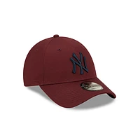 New York Yankees League Essential 9FORTY Strapback Vino