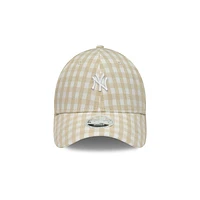 New York Yankees Women's Collection 9FORTY Strapback Square Beige para Mujer