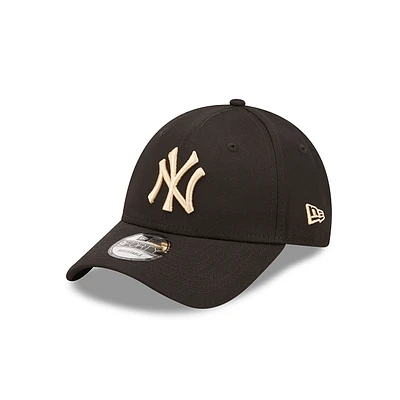 New York Yankees League Essential 9FORTY Strapback Negra