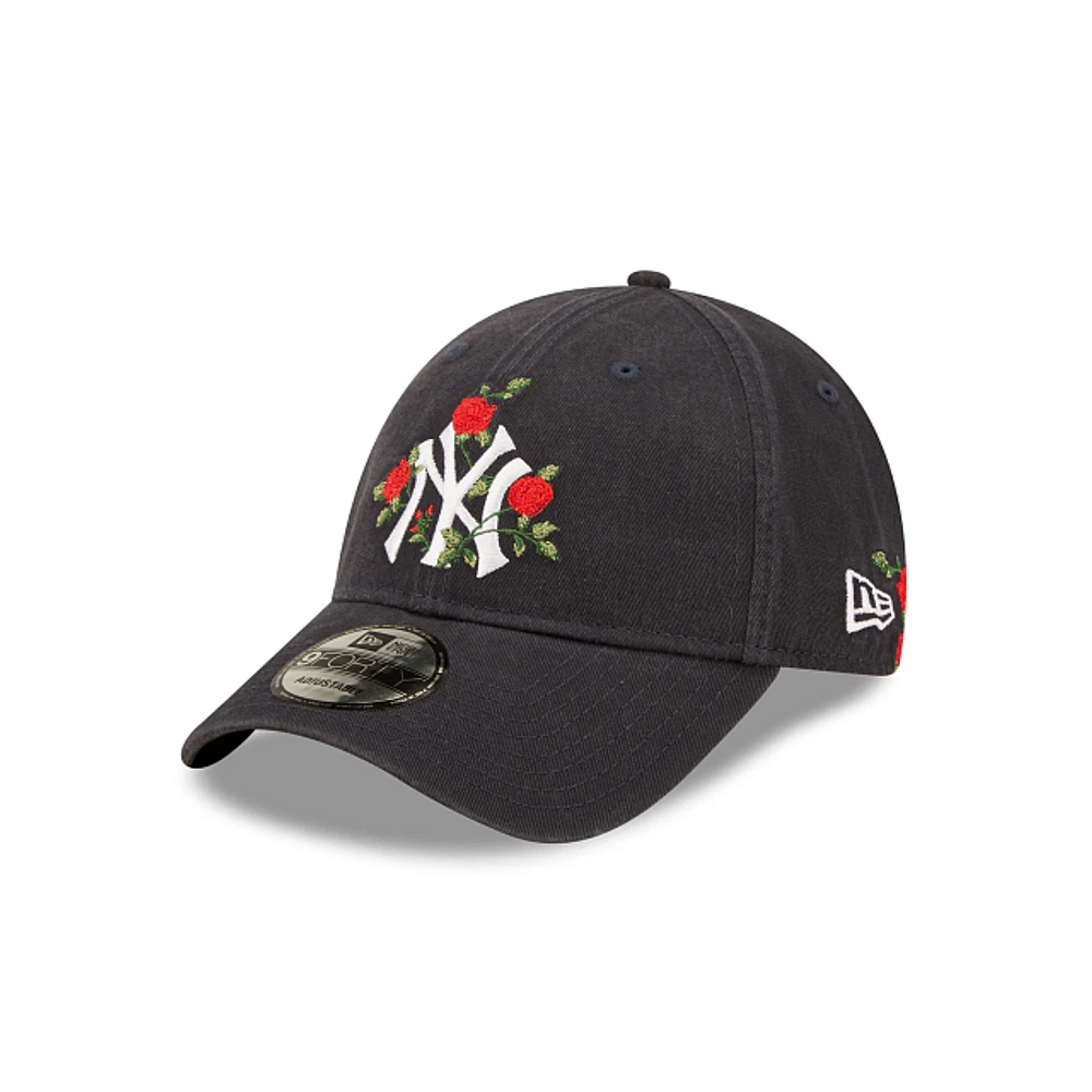 New York Yankees Floral Collection 9FORTY Strapback