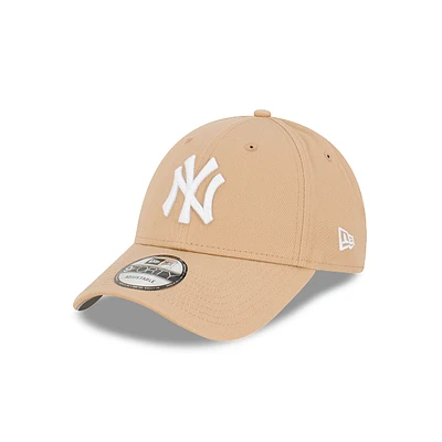 New York Yankees MLB Core 9FORTY Snapback