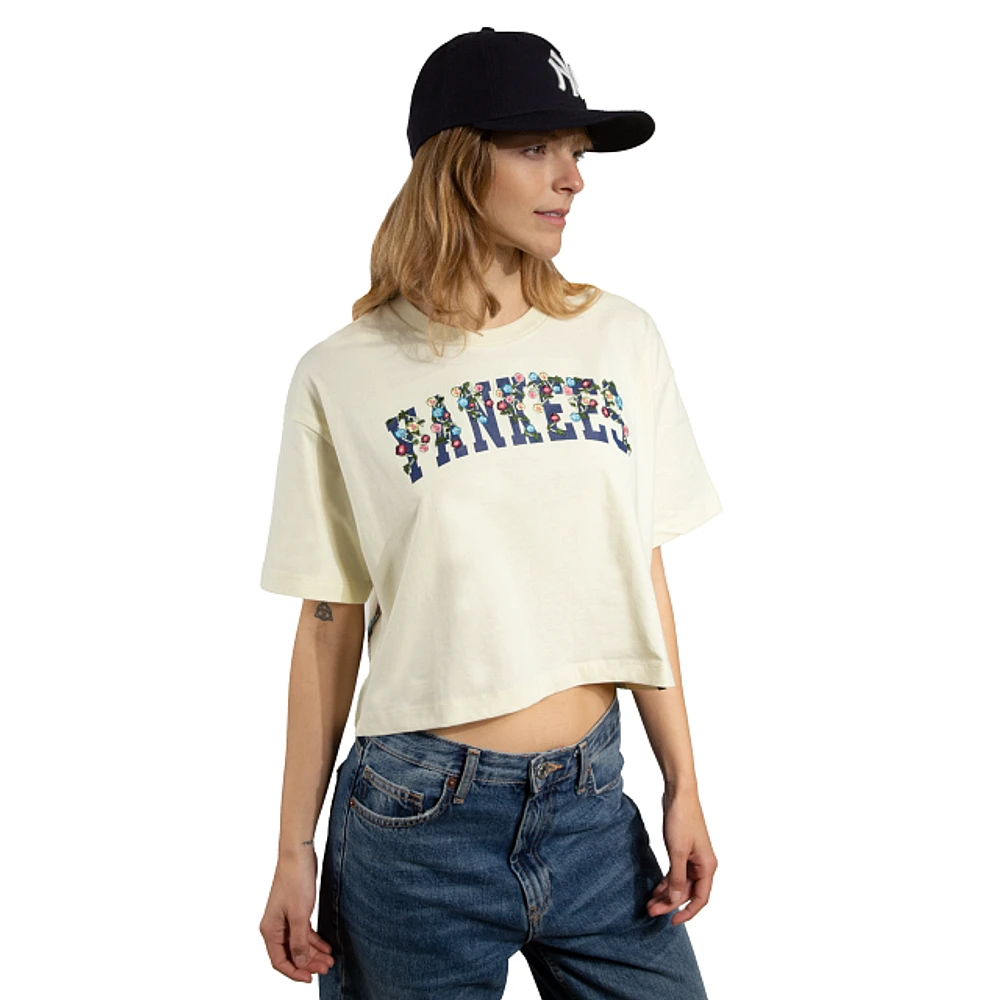 Playera Manga Corta New York Yankees MLB Botanical para Mujer