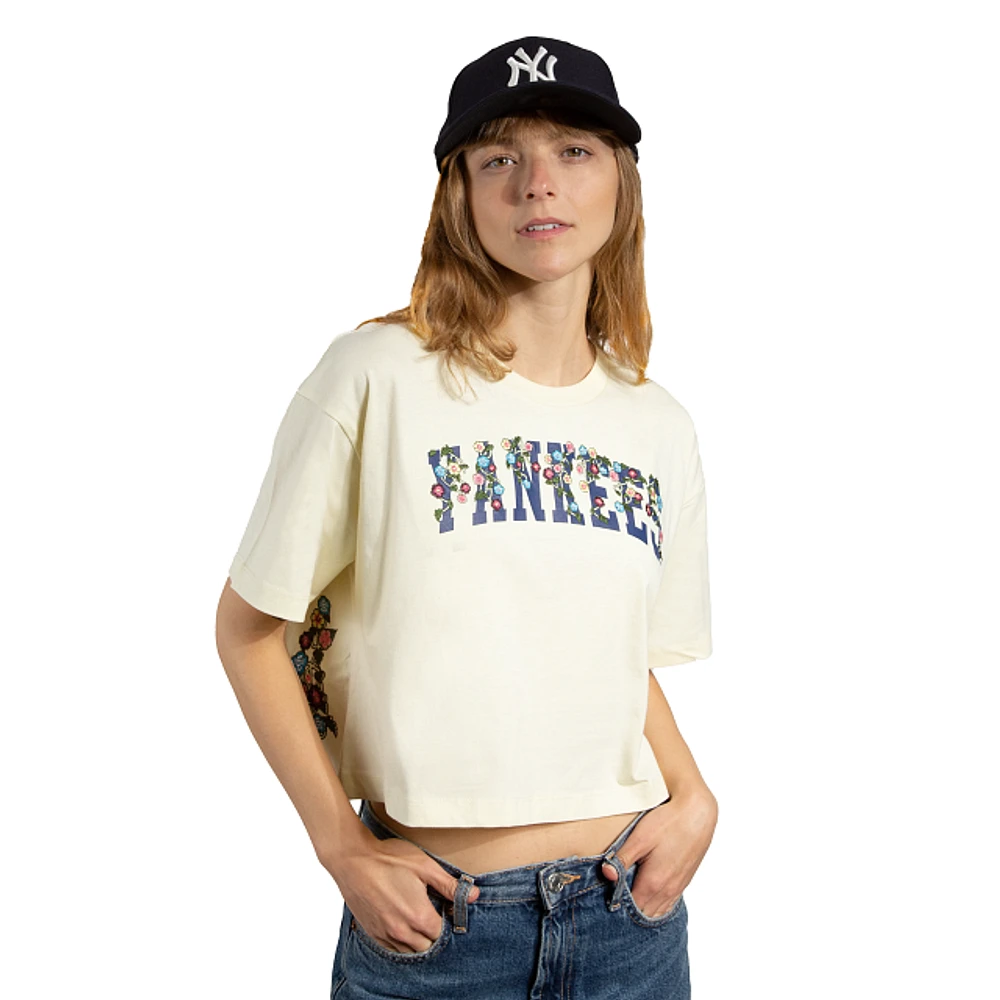 Playera Manga Corta New York Yankees MLB Botanical para Mujer