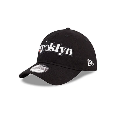 Silvestre Looney Tunes City Pack feat. Brooklyn 9FORTY Strapback