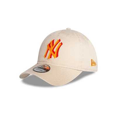 New York Yankees Double Logo 9FORTY Strapback Beige