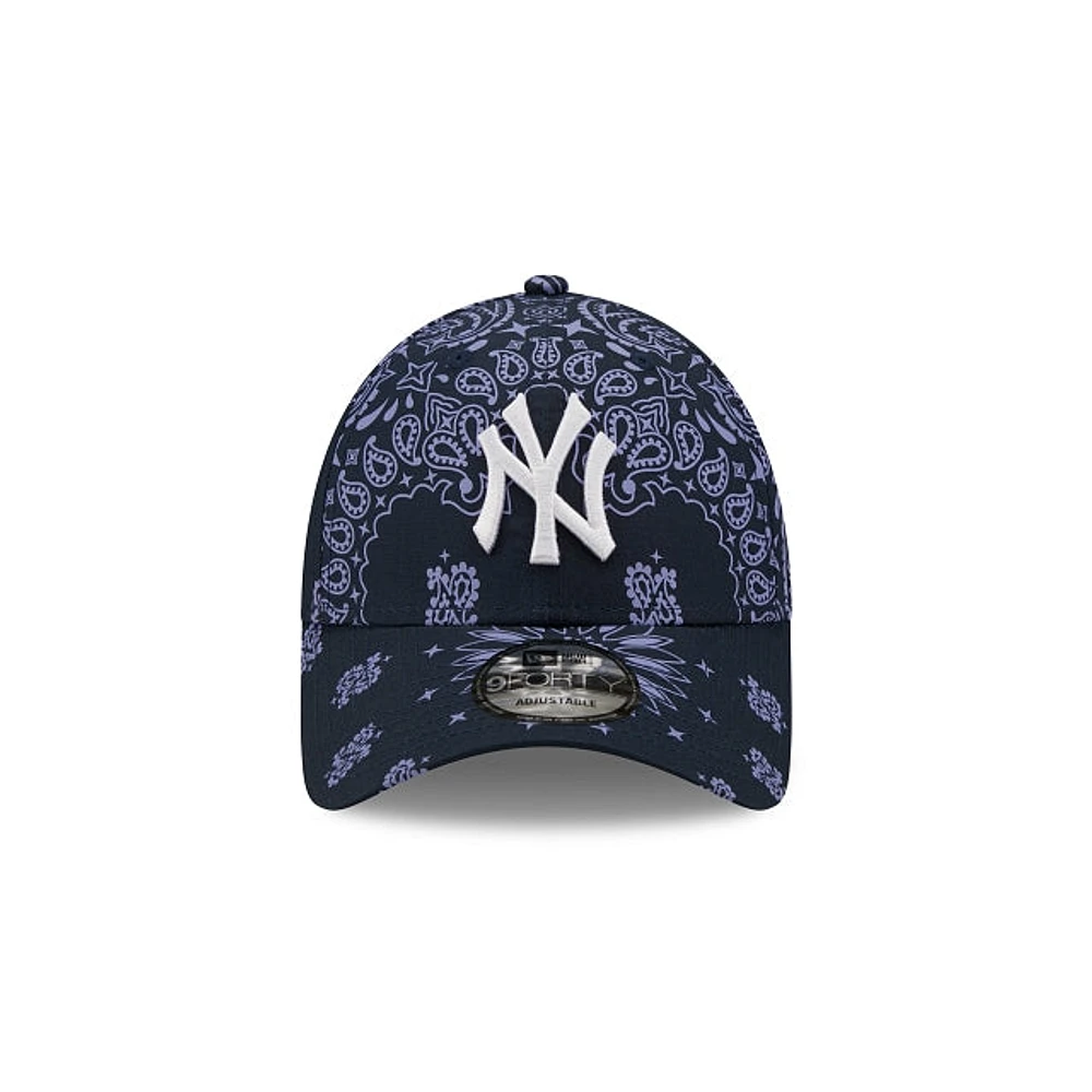 New York Yankees Paisley Print 9FORTY Strapback Navy