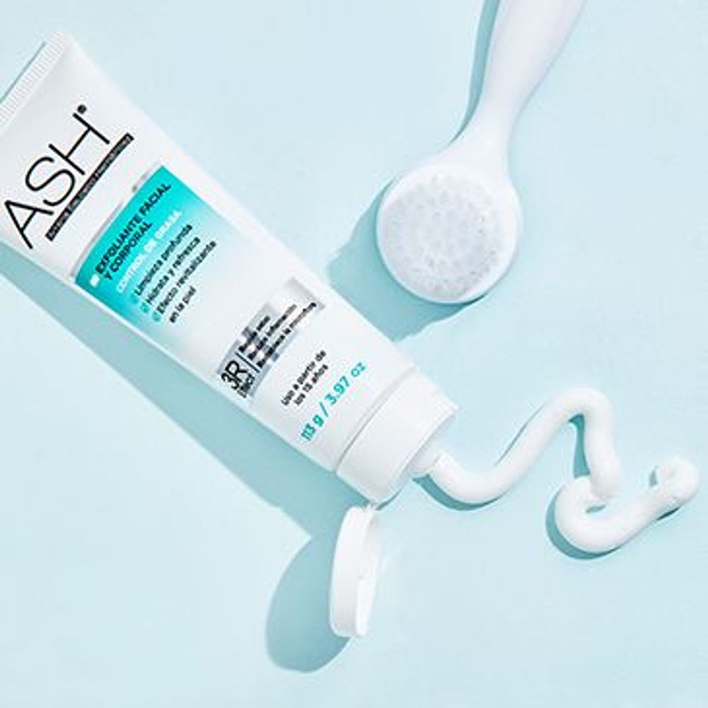 Exfoliante facial y corporal Ash control grasa 113 g