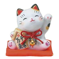 L Invites People Beckoning Cat Porcelain Ornament