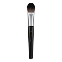 Studio 17 Foundation Brush 823