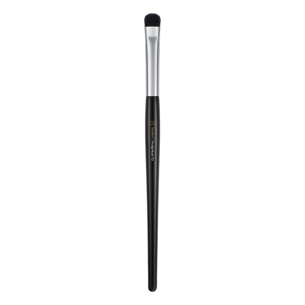 Studio 17 Point Eye Smudge Brush 713