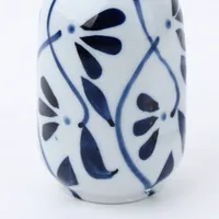 Arabesque Porcelain Tokkuri Sake Bottle 180mL