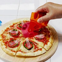 Kokubo Standable Pizza Cutter - Individual Package