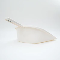 Dustpan with Side Serrations - Ivory