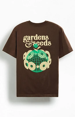 GARDENS & SEEDS Global T-Shirt