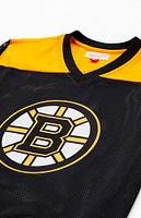 Mitchell & Ness Boston Bruins Mesh V-Neck Jersey