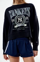 New Era NY Yankees Crew Neck Sweatshirt