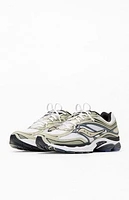 Saucony White Progrid Omni 9 Shoes