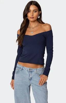 Edikted Nattie Off Shoulder V Neck Top